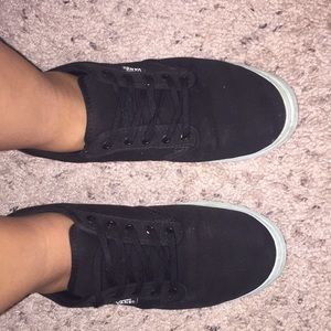 Black vans